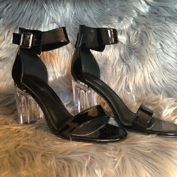 High Heels - Picture 6 of 7